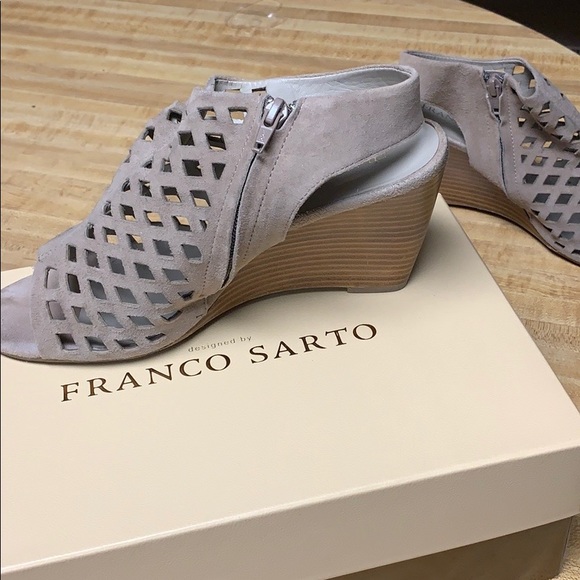Franco Sarto suede taupe sandals - Picture 8 of 10